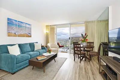 Idéal pour les familles! Vues partielles sur l'océan / le canal / Diamond Head!