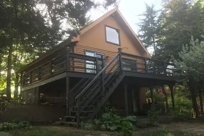 Image de Rustique unique, cabine de luxe 3 baies / 2 baies avec cheminée, foyer, table de billard et Wifi