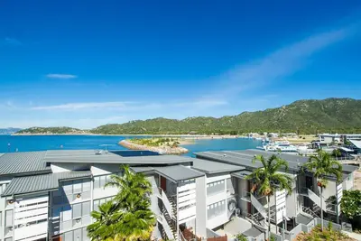 1 Bright Point Apartment 1502