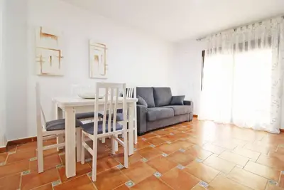 Image de Global Properties: Nice and quiet apartment in Canet beach