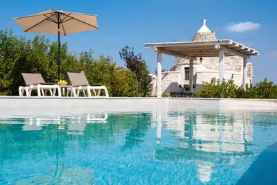 Image de Trullo di Bacco: Trulli avec piscine Locorotondo