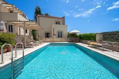 Image de Beautiful villa, Douliana, Near Vamos & Almirida 1