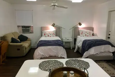 Image de Modern Bayou Boat Ramp Studio