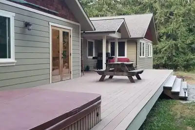 Image de Foothills refuge 3 chambres 2 salles de bains 2300 sf