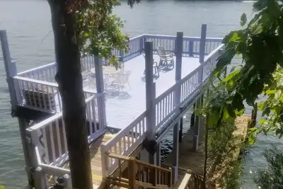 Image de Maison et quai sur le lac Tillery, Caroline du Nord, 4 nuits