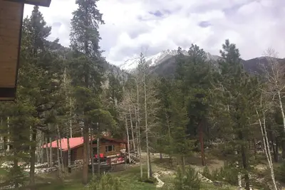 Image de River Front Log Cabin, Vues sur les montagnes, Animaux acceptés, Sentiers Vtt, randonnée, pêche