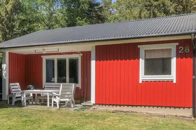 Belle maison de 2 chambres à Löderup