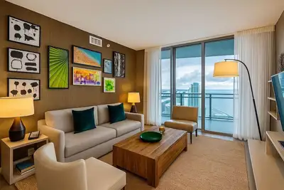 Image de Lyfe Residence Building - Private apts over the beach