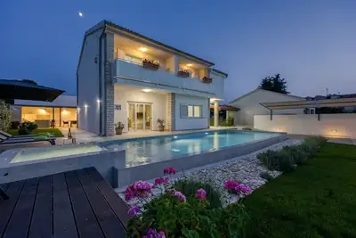 Image de Villa Irena avec piscine privée à Porec