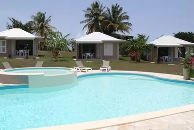Image de Bungalow 1 de standing avec piscine à St François