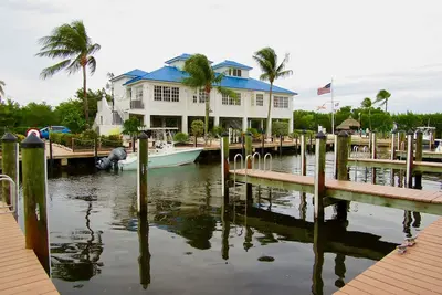 Image de Journées d'été \"Sizzlin\" dans un condo en bord de mer au bord de la mer