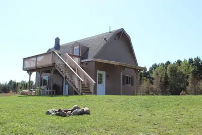 Image de Northwinds Adventures - Nouvelle grange rénovée au cœur de Keweenaw