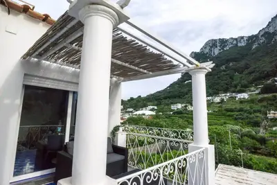 Image de \"Casa del mare\" appartement typique de style capri