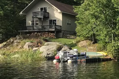 Image de Trout Lake Waterfront Cottage dans la région de Adirondack Park