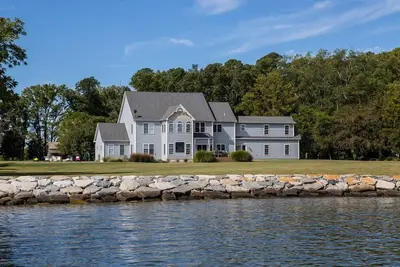 Image de Aigle Haven - Waterfront Estate sur l'Choptank avec piscine et Pier - pour 18 personnes