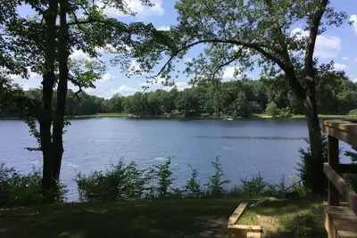Image de Quite Cottage sur un lac privé avec bateau de pêche inclus!