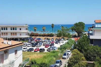 Image de Penthouse 50 mètres a été récemment rénové de la mer