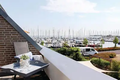 Image de Belle maison à Bruinisse avec WiFi