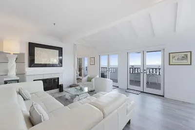 Image de Villa moderne 5 ��toiles + fantastique vue sur la mer + chemin��������e