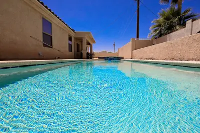 Image de Maison de piscine 4 chambres parfaite pour les enfants