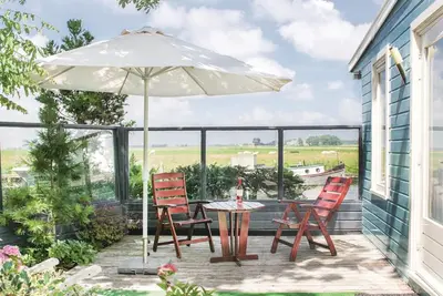 Image de Belle maison à Lauwerzijl avec WiFi