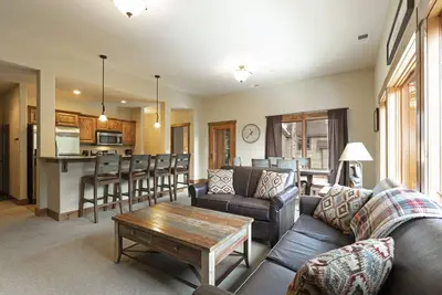 Image de Condo Sweet Whitefish 4 chambres avec vues