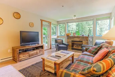 Image de Greystone # 306 Décoré avec goût, skis aux pieds, 4 personnes, Wifi gratuit