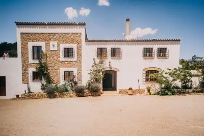 Image de Private, up to 28 guests, pool, 3km beach, family, weddings, offsite meetings