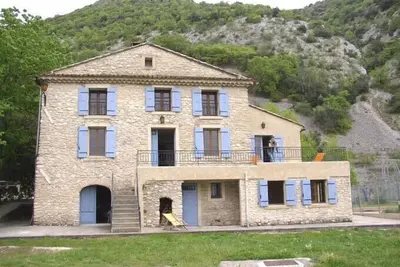 Image de Grand gite avec piscine et tennis privés