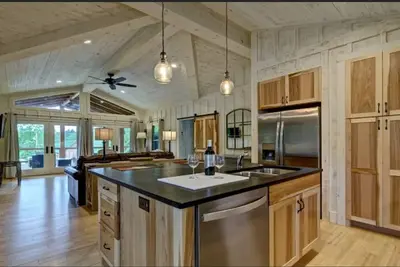 Image de Marcher à tout de ce chalet 2br récemment rénové à Cashiers Nc