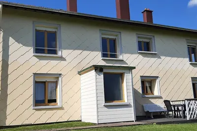 Image de Appartement rez de chaussée dans maison de campagne entrée indépendante calme