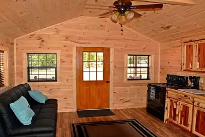 Image de Swan Bay Cabins & Caravan Park Rv # (4) Paris, Kentucky, lac du Kentucky