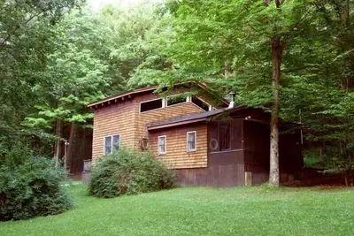 Image de Pa Wilds Mtn Cabin, 8 acres pvt en forêt domaniale, près de Elk Herd & 2 parcs d'État