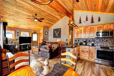 Image de RidgeviewReverie-retraite de montagne moderne avec Hot Tub près de Fairplay / Breckenridge