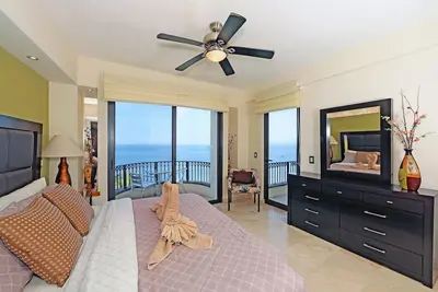 Image de Ensoleillé / Lumineux Penthouse en bord de mer - Plusieurs unités, grands groupes Ok, Golf