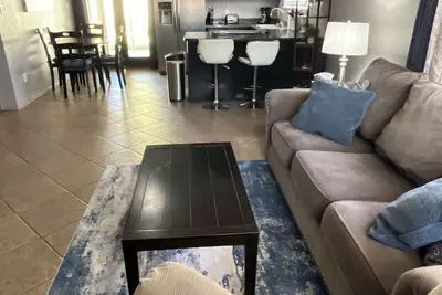 Image de Yuma Townhouse - Situé au centre!