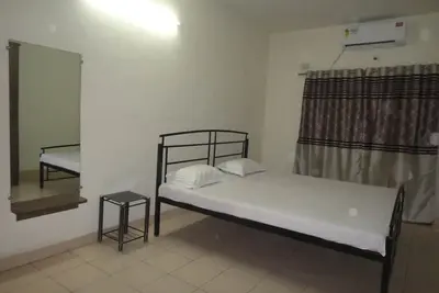 Image de 2bhk Appartement Ac entièrement meublé à Koregaon Park, Pune