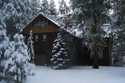 Image de Réunions, retraites, réunions d'affaires. Marcher au lac et Ponderosa Pk. Minutes pour skier!