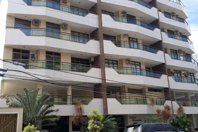 Image de Appartement entièrement meublé 3 chambres et 2 places de parking.