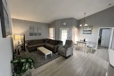 Image de Charmant Minutes De Condo De Plages Magnifiques Et Beaucoup D'Attractions Familiales! ! !