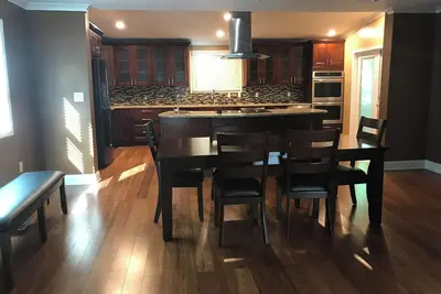 Image de Propriété près du lac Allatoona, du complexe sportif Red Lake Mountain et Red Point