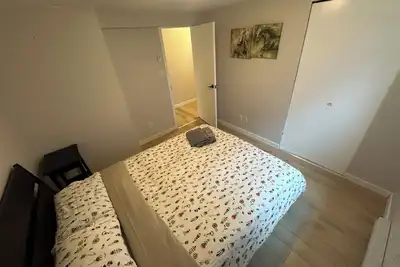 Image de Confortable maison près du centre-ville et Uvic