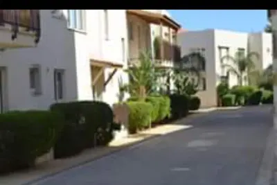 Image de Bel appartement spacieux avec deux chambres et deux salles de bains