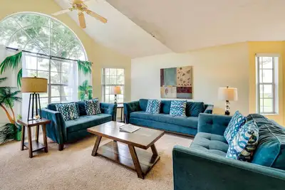 Image de Nouveau! Kissimmee Condo w \/ Services -15Mins à Disney