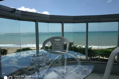 Image de Beachfront Apt w / Tv, piscine et Wifi - Vue panoramique