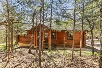 Image de Cabane en rondins spectaculaire avec 2 chambres à coucher - Branson Woods - 3 piscines, cheminée, bain à remous-170