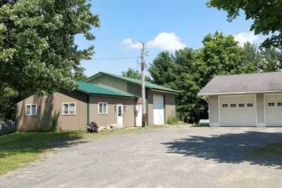 Image de Studio privé, Great Back Yard, Fire Pit, dans une communauté d'agriculteurs ruraux