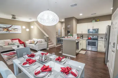 Image de Maison de vacances de rêve! Disney-5 miles! Rabais hebdomadaire de 10%