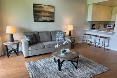 Image de Vous allez adorer la commodité d'être si proche des restaurants, de l'hôtel, des plages et de