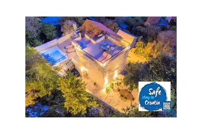 Image de Maison En Pierre Du XIXe SIÈCLE Dans Un Parc Naturel